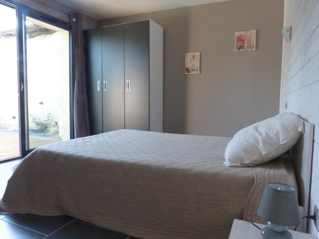 Gite Sud Deux Sevres Marigny  部屋 写真