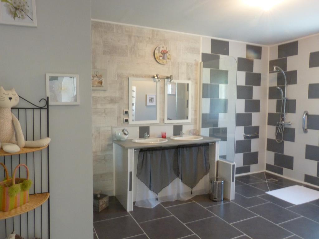 Gite Sud Deux Sevres Marigny  部屋 写真