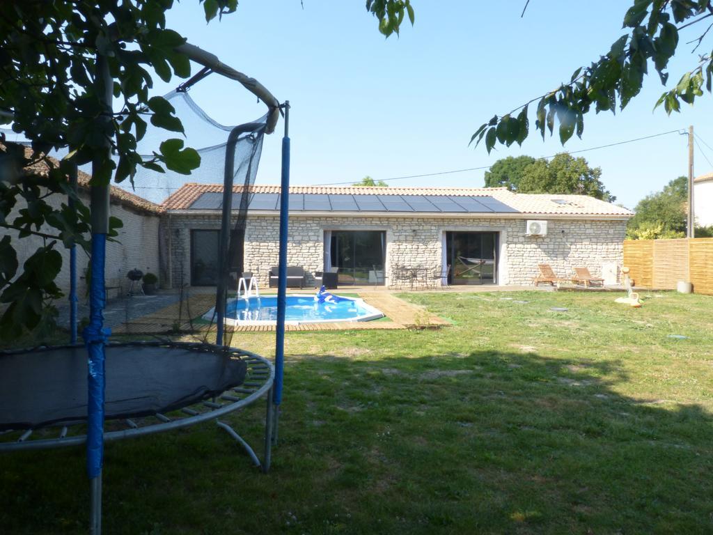 Gite Sud Deux Sevres Marigny  部屋 写真